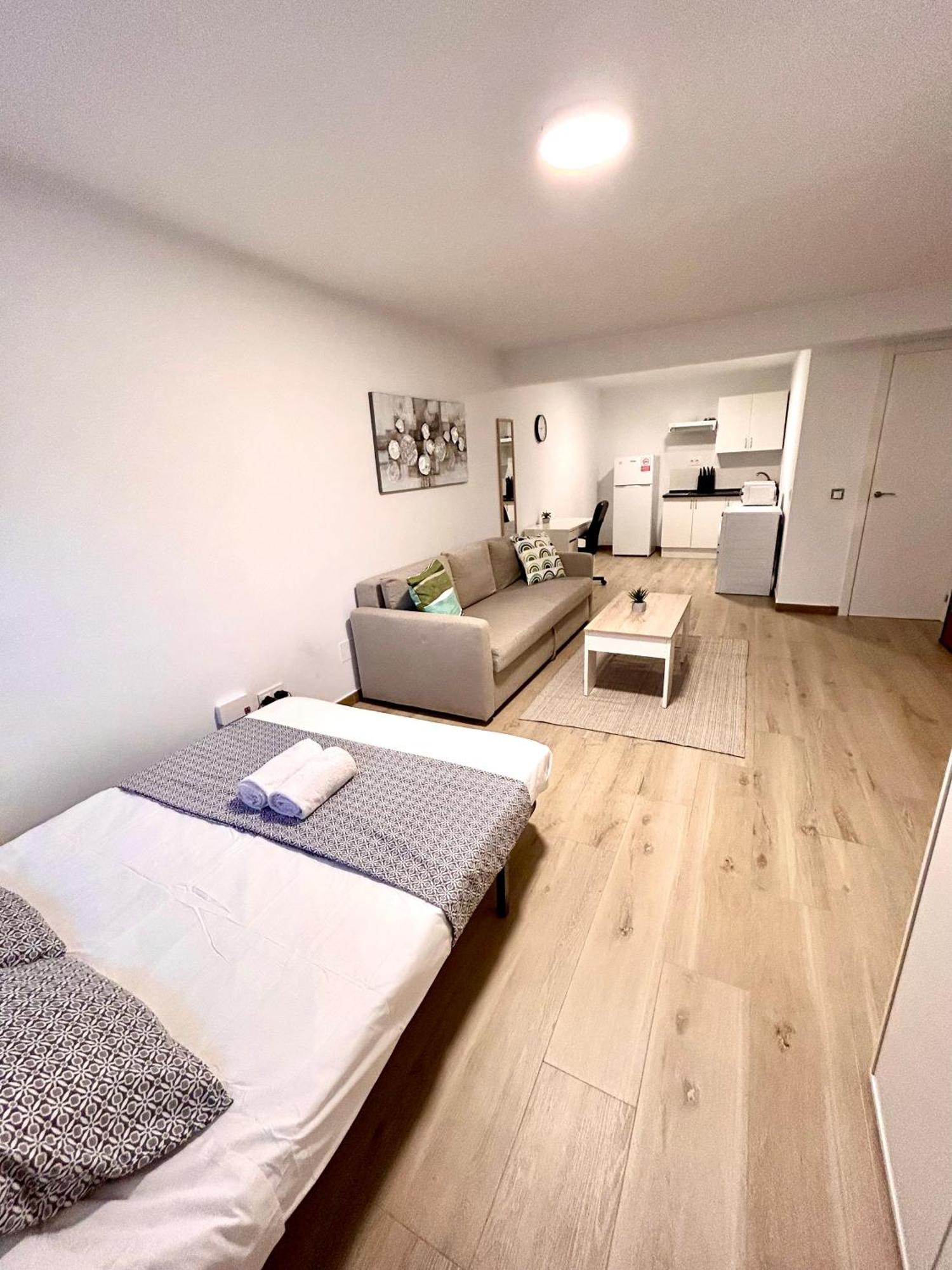 Apartamentos Ribadeo Мадрид Екстер'єр фото