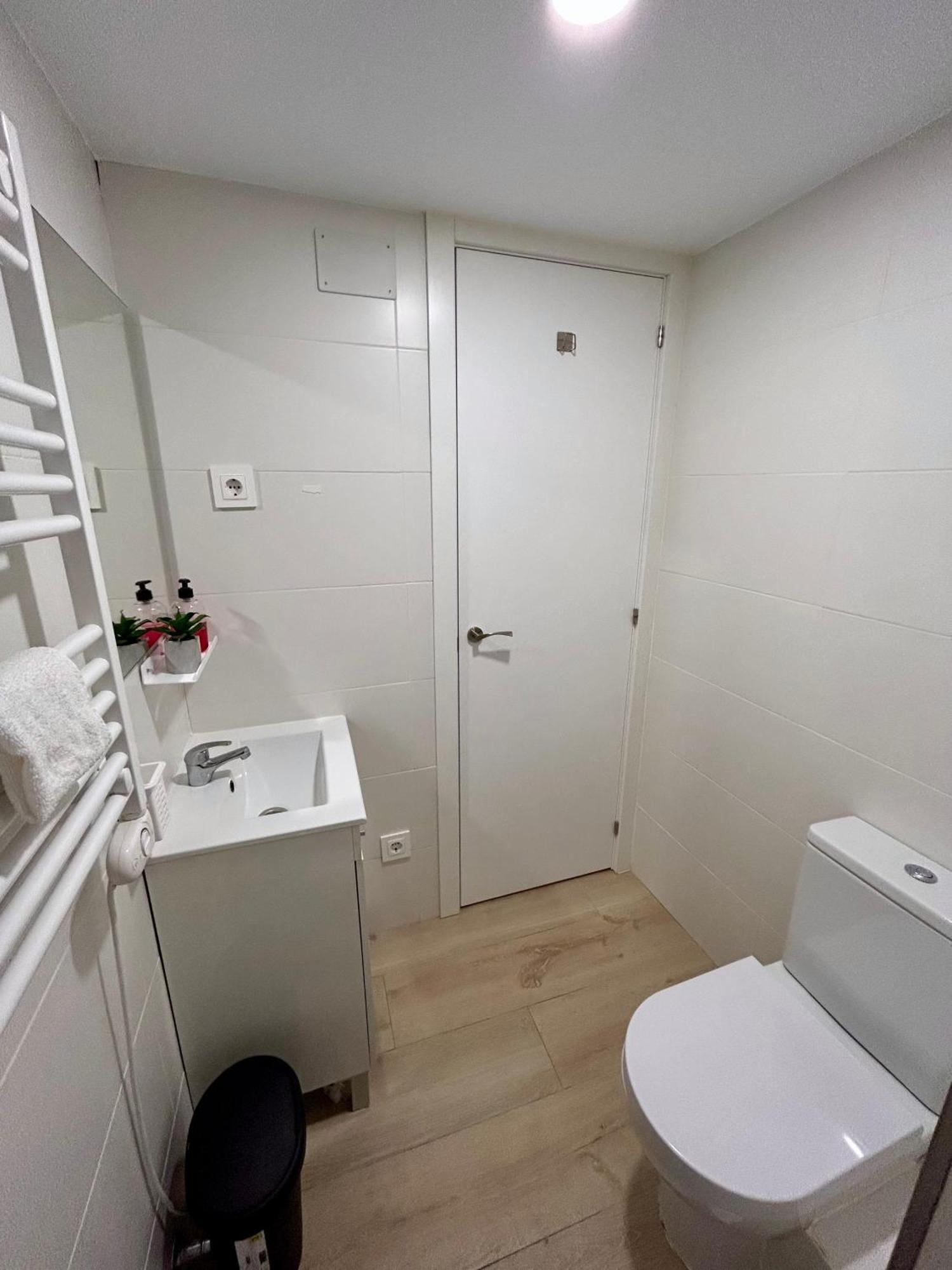 Apartamentos Ribadeo Мадрид Екстер'єр фото